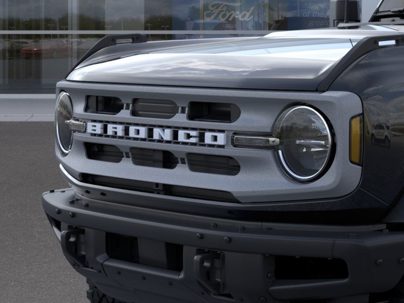 Ford Bronco Vehicle Full-screen Gallery Image 19