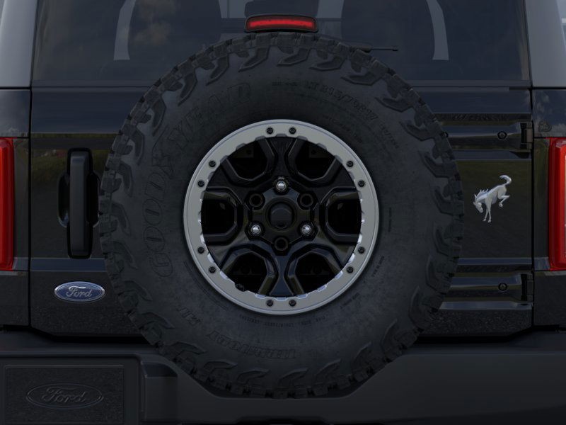 Ford Bronco Vehicle Full-screen Gallery Image 24