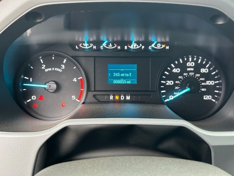 Ford F-750 Straight Frame Vehicle Full-screen Gallery Image 12