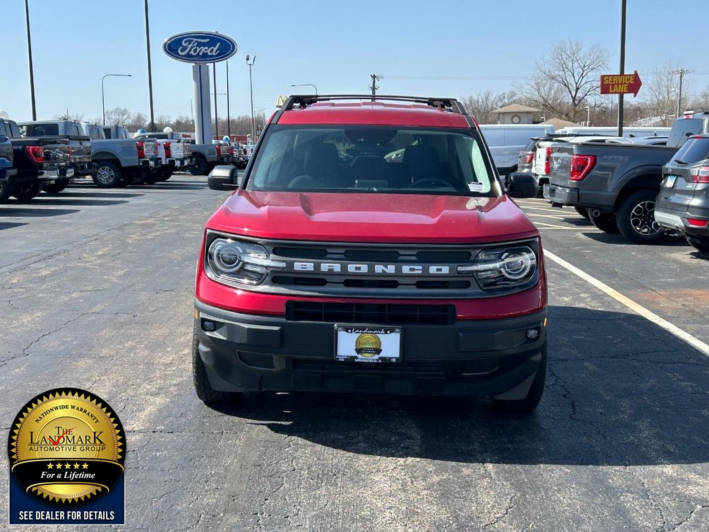 Ford Bronco Sport Vehicle Full-screen Gallery Image 02