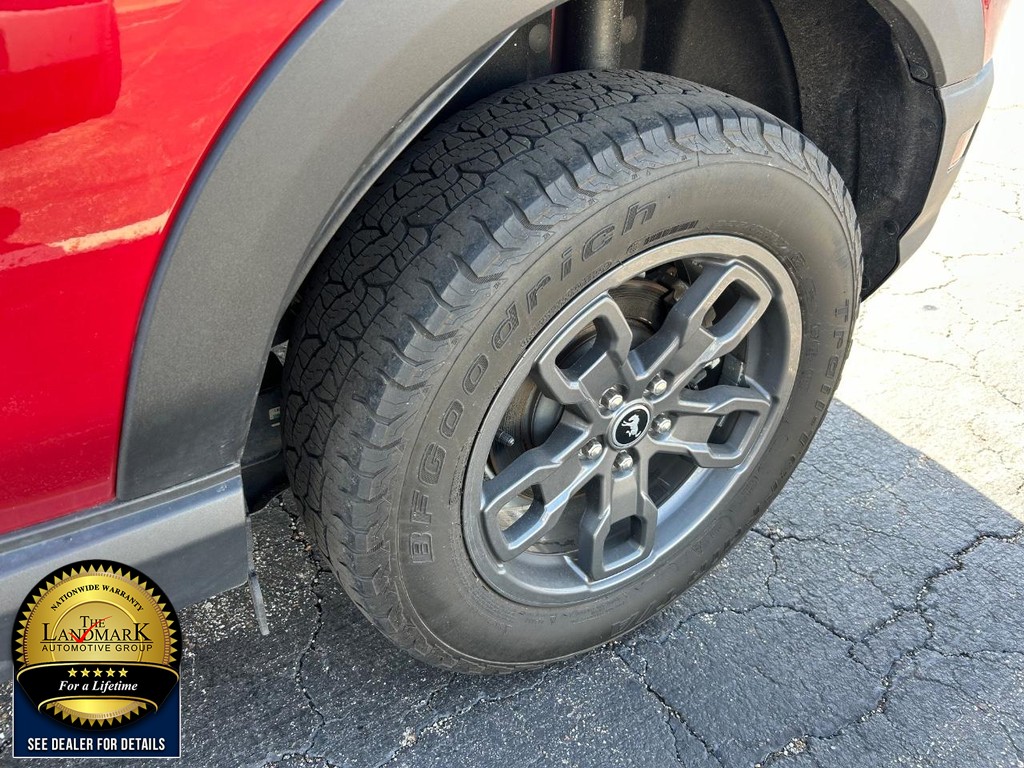 Ford Bronco Sport Vehicle Full-screen Gallery Image 19