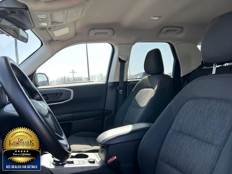 Ford Bronco Sport Vehicle Full-screen Gallery Image 9