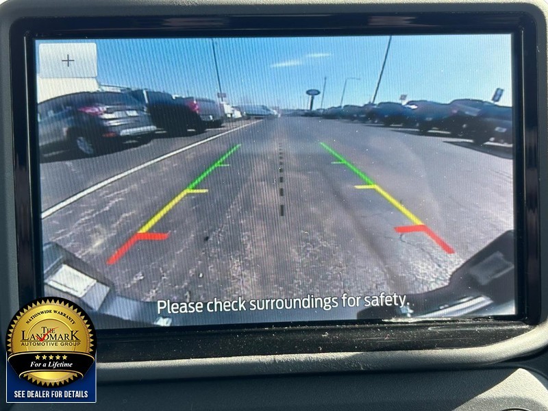 Ford Bronco Sport Vehicle Full-screen Gallery Image 13