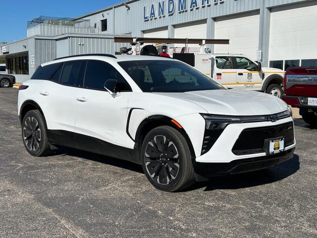 more details - chevrolet blazer ev