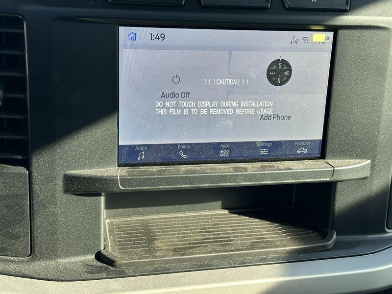 Ford Super Duty F-450 DRW Vehicle Full-screen Gallery Image 18