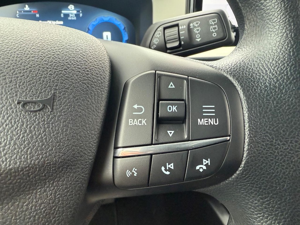 Ford Bronco Sport Vehicle Full-screen Gallery Image 7