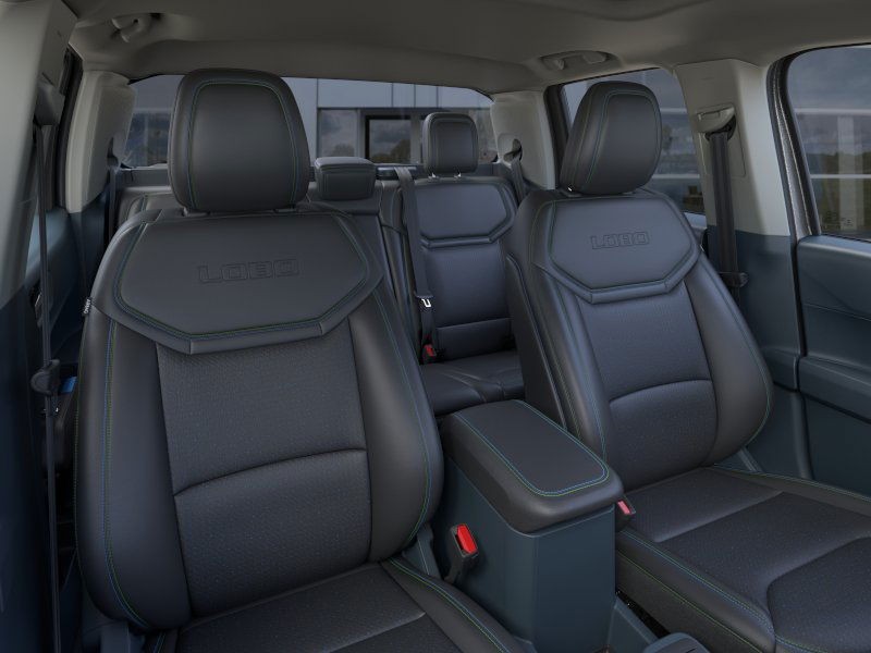 Ford W8T Vehicle Full-screen Gallery Image 10