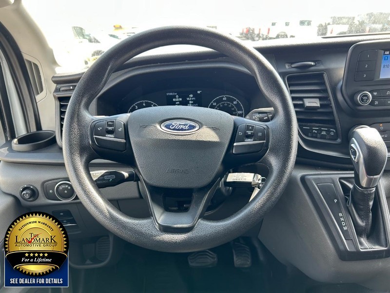 Ford Transit Passenger Wagon Vehicle Full-screen Gallery Image 16