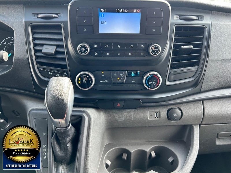 Ford Transit Passenger Wagon Vehicle Full-screen Gallery Image 17