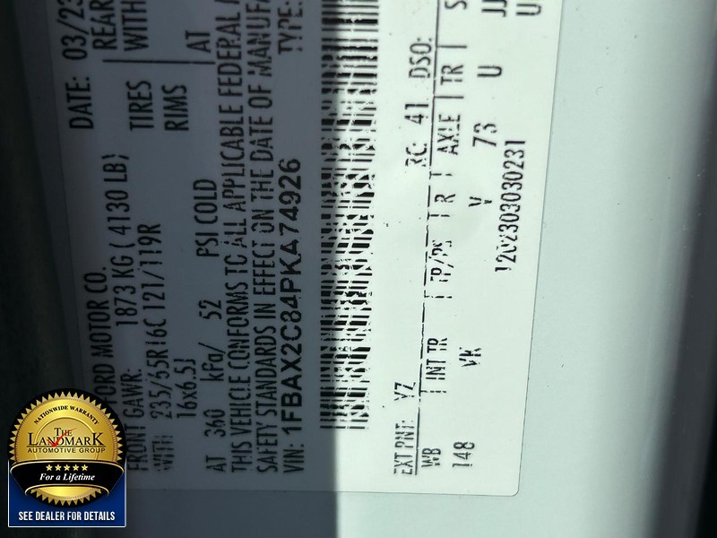 Ford Transit Passenger Wagon Vehicle Full-screen Gallery Image 20