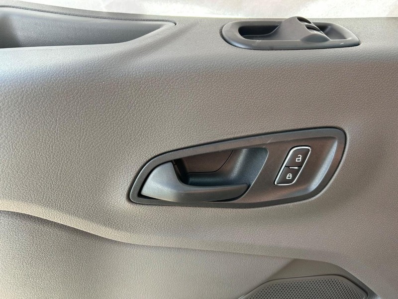 Ford Transit Cargo Van Vehicle Full-screen Gallery Image 7