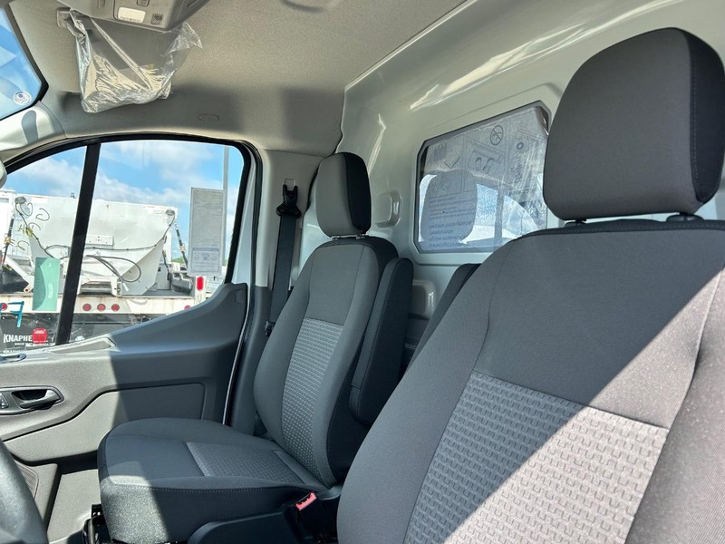 Ford Transit Cargo Van Vehicle Full-screen Gallery Image 8