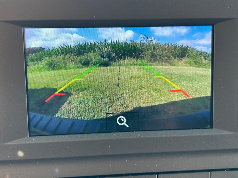 Ford Transit Cargo Van Vehicle Full-screen Gallery Image 11