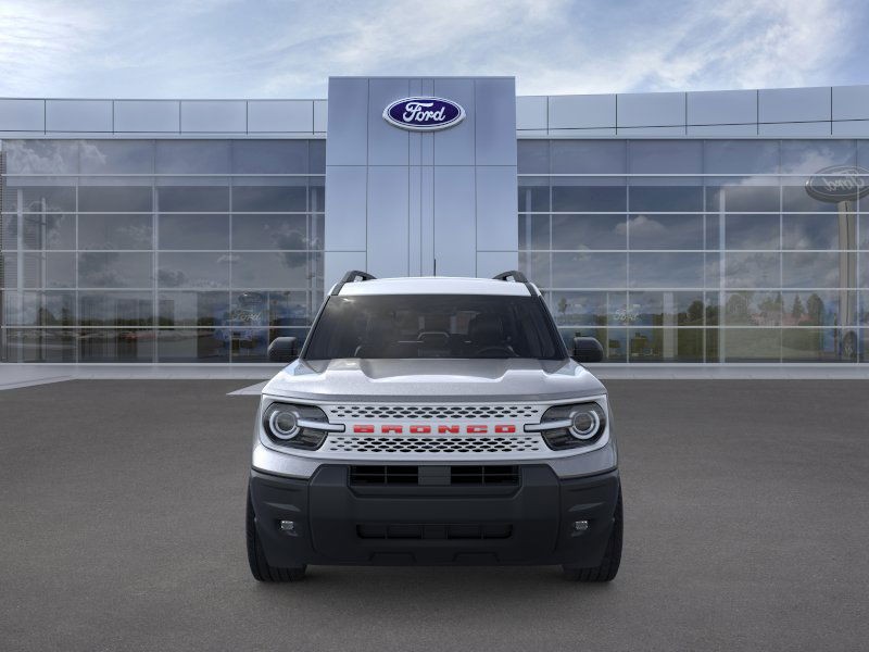 Ford Bronco Sport Vehicle Full-screen Gallery Image 6