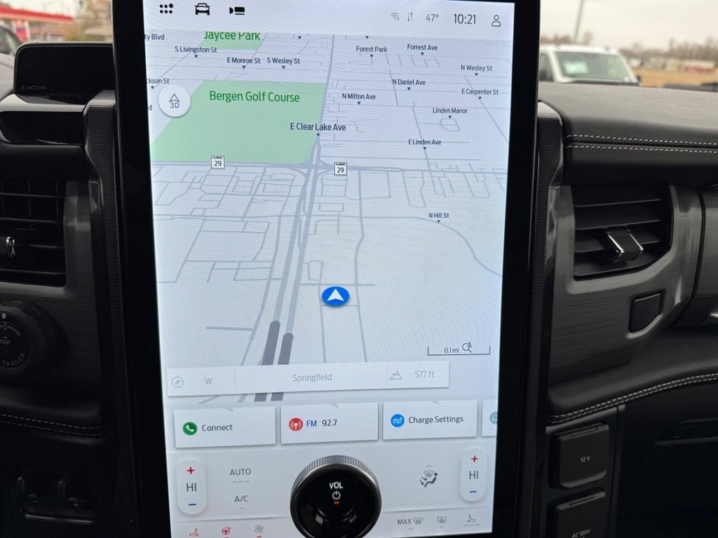 Ford F-150 Lightning Vehicle Full-screen Gallery Image 10