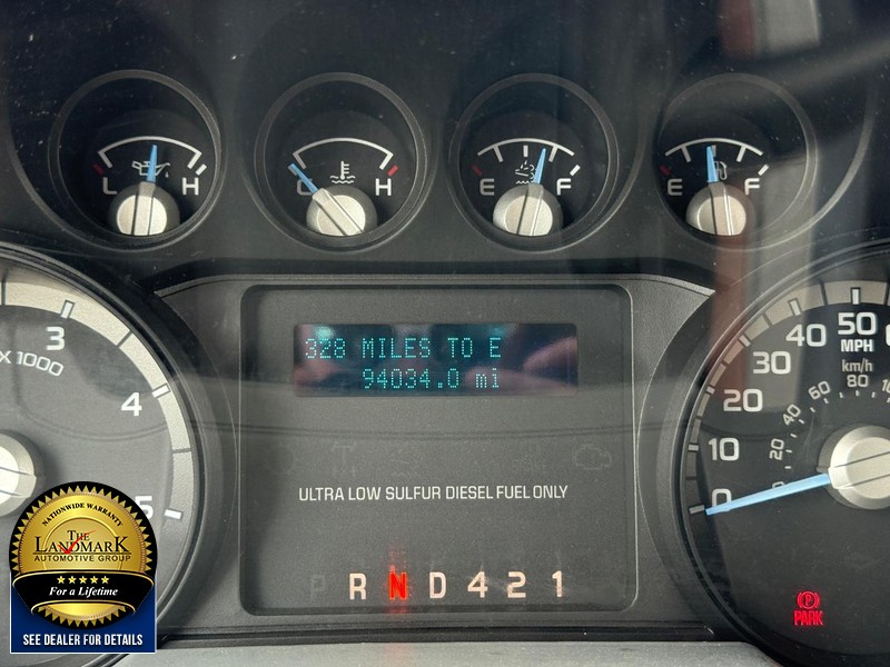 Ford Super Duty F-750 Straight Frame Vehicle Full-screen Gallery Image 23