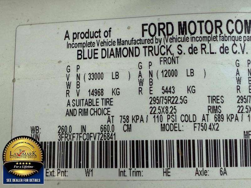 Ford Super Duty F-750 Straight Frame Vehicle Full-screen Gallery Image 26