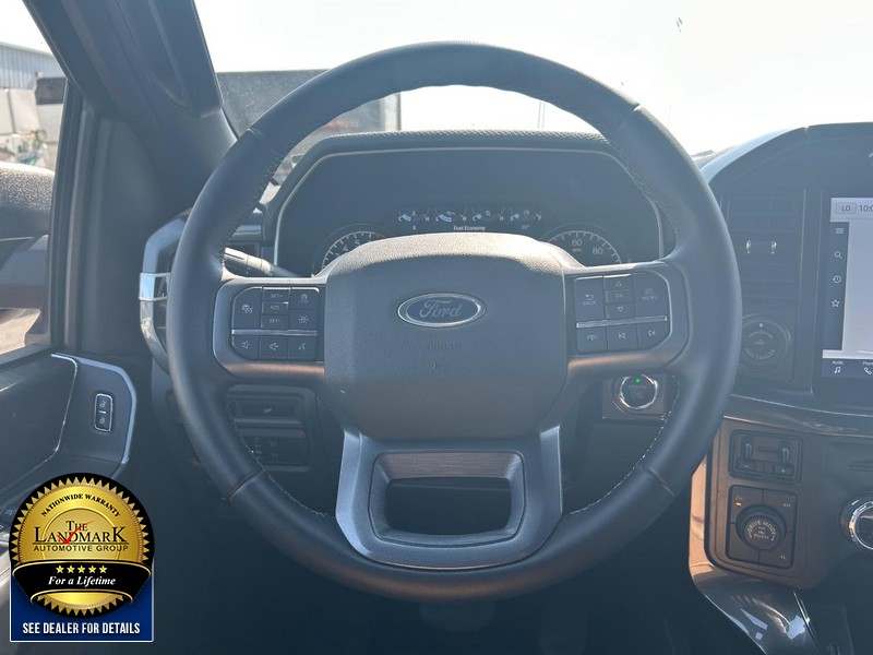 Ford F-150 Vehicle Full-screen Gallery Image 18