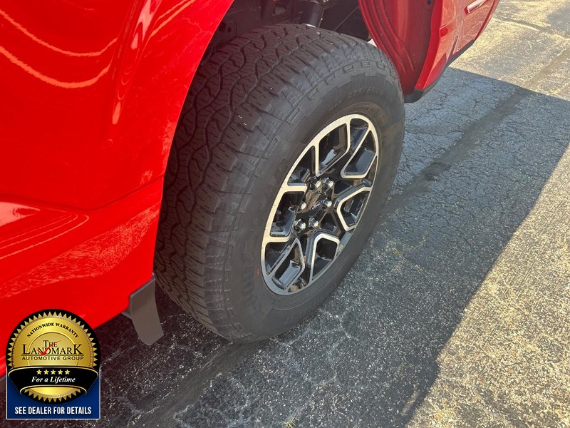 Ford F-150 Vehicle Full-screen Gallery Image 21