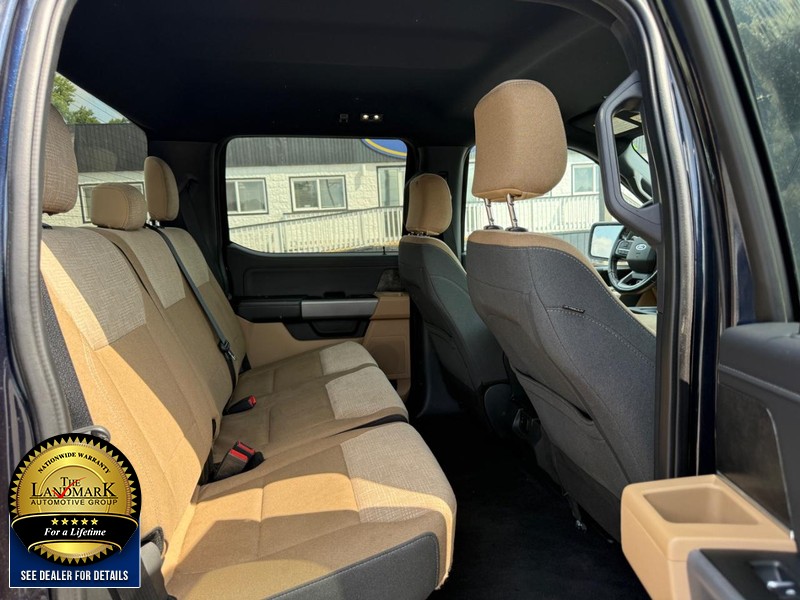 Ford F-150 Vehicle Full-screen Gallery Image 10