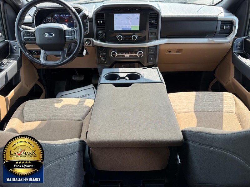 Ford F-150 Vehicle Full-screen Gallery Image 11