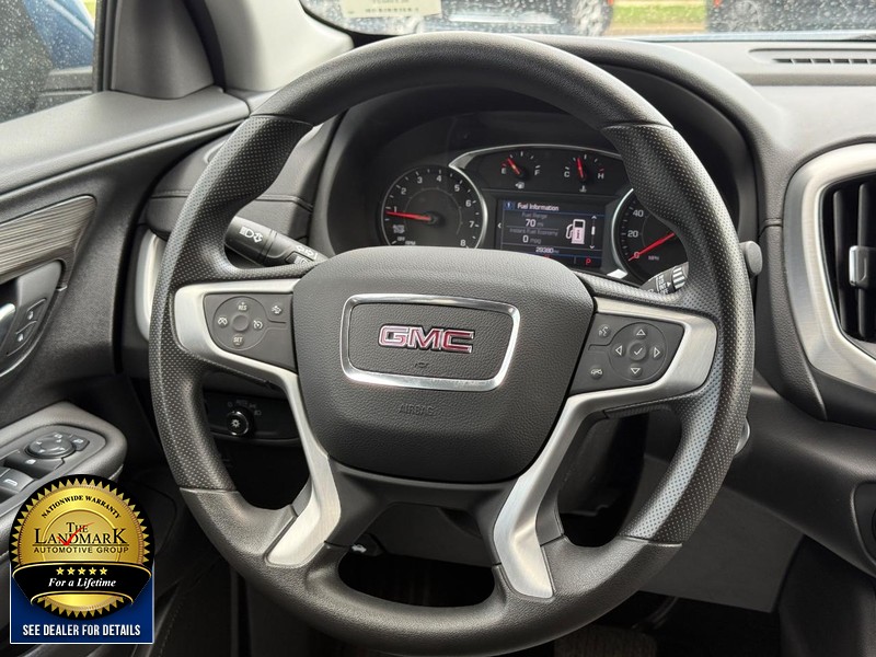 GMC Terrain Vehicle Full-screen Gallery Image 12