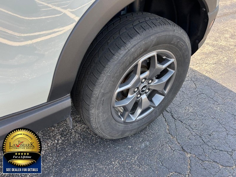 Ford Bronco Sport Vehicle Full-screen Gallery Image 19