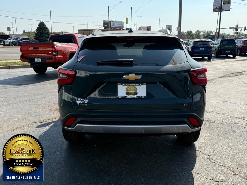 Chevrolet Trax Vehicle Full-screen Gallery Image 07