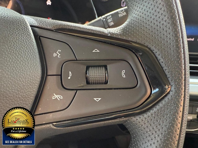 Chevrolet Trax Vehicle Full-screen Gallery Image 11