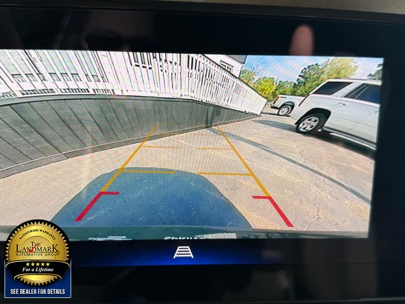 Chevrolet Trax Vehicle Full-screen Gallery Image 13