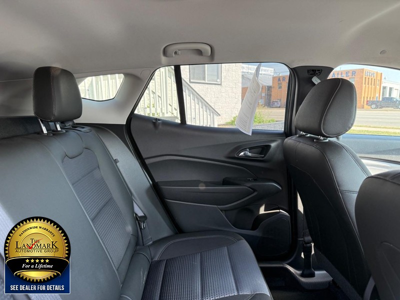 Chevrolet Trax Vehicle Full-screen Gallery Image 14