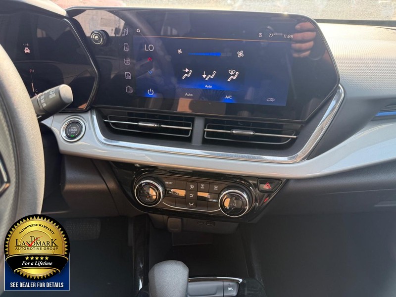 Chevrolet Trax Vehicle Full-screen Gallery Image 17