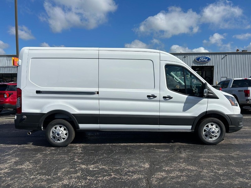 Ford Transit Cargo Van Vehicle Full-screen Gallery Image 2