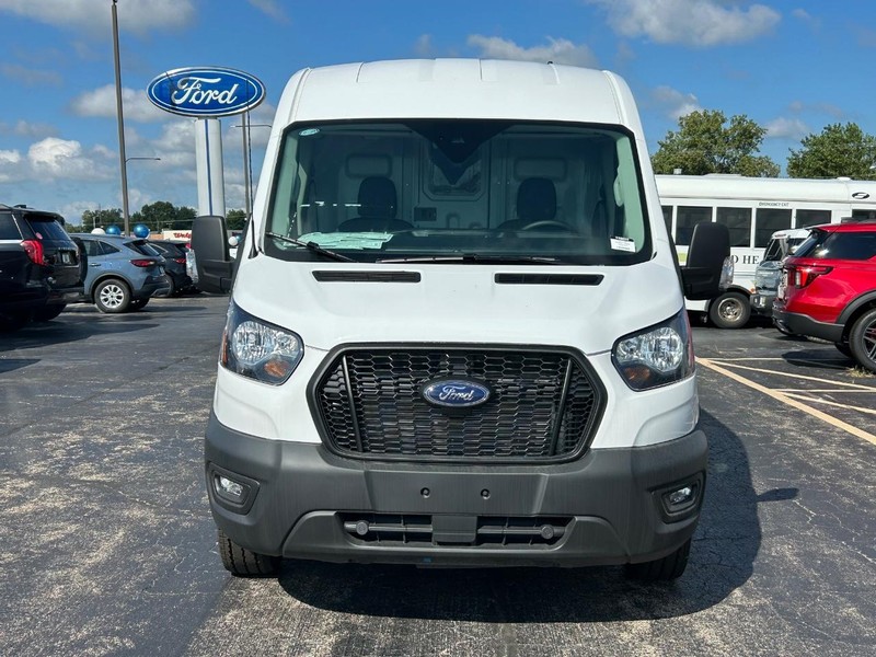 Ford Transit Cargo Van Vehicle Full-screen Gallery Image 3