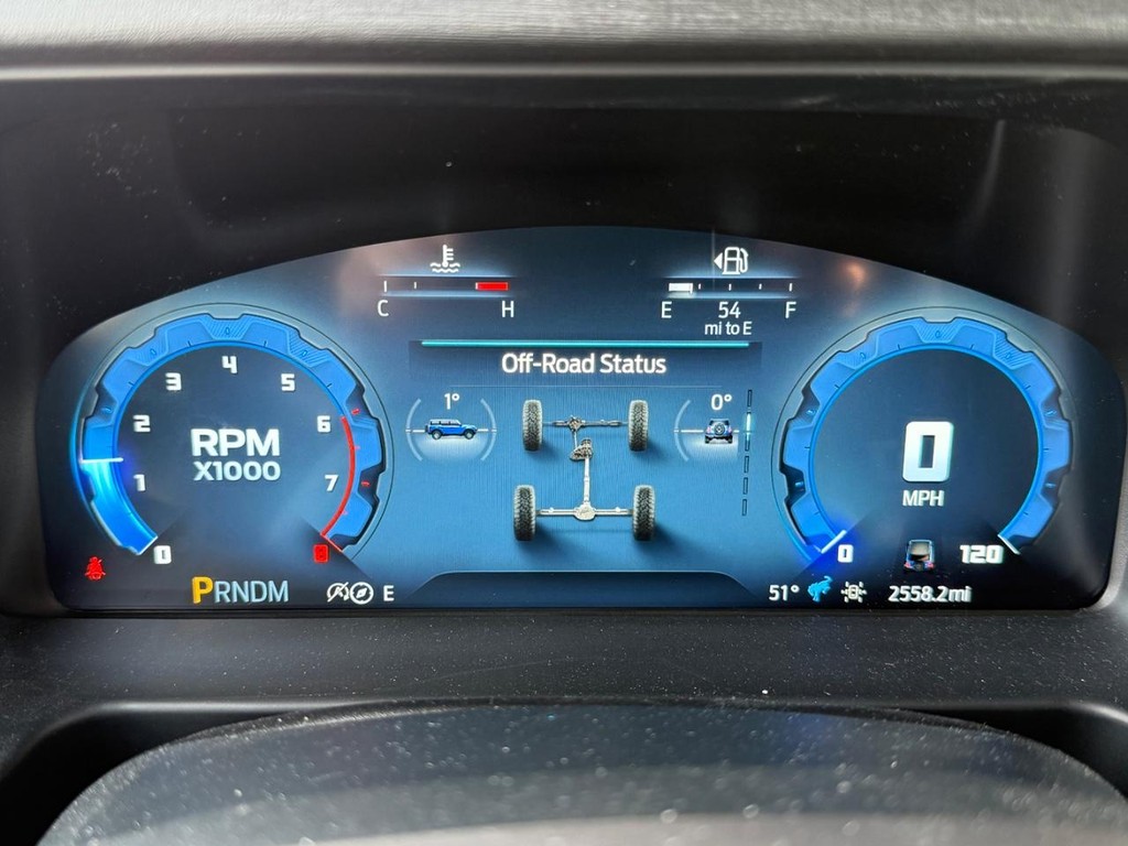 Ford Bronco Vehicle Full-screen Gallery Image 12