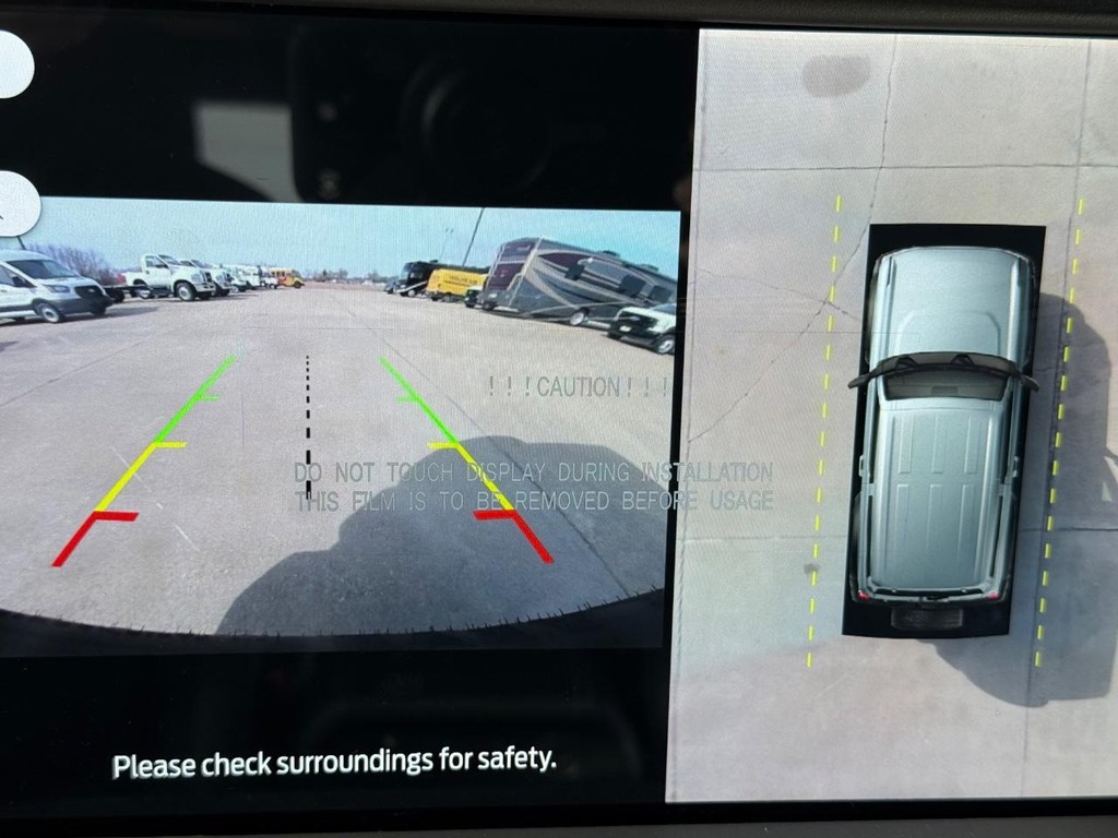 Ford Bronco Vehicle Full-screen Gallery Image 13