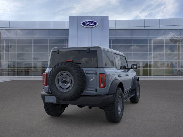 Ford Bronco Vehicle Full-screen Gallery Image 8