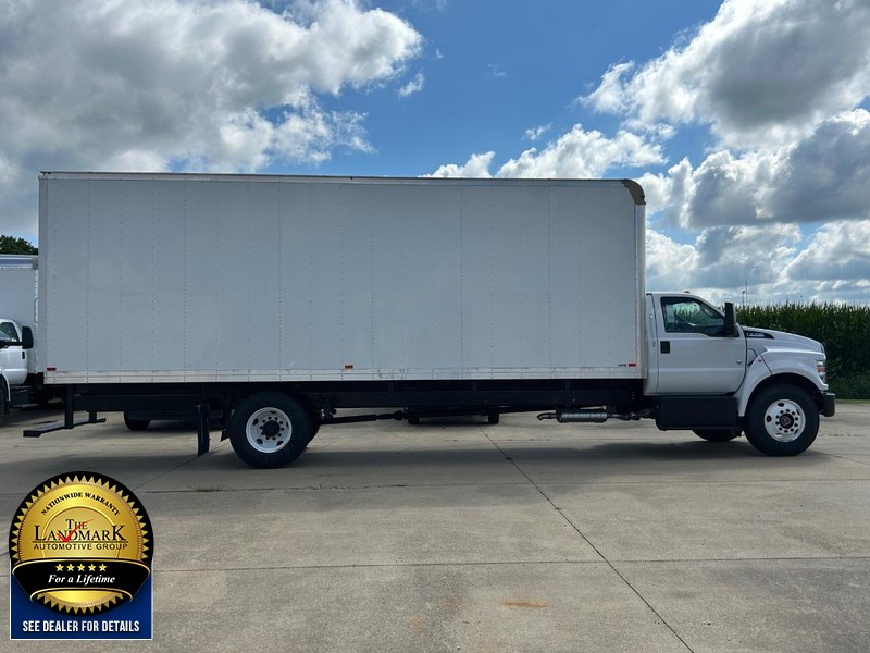 Ford F-750 Straight Frame Gas Vehicle Full-screen Gallery Image 2