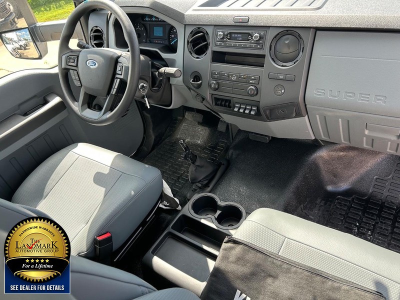 Ford F-750 Straight Frame Gas Vehicle Full-screen Gallery Image 8