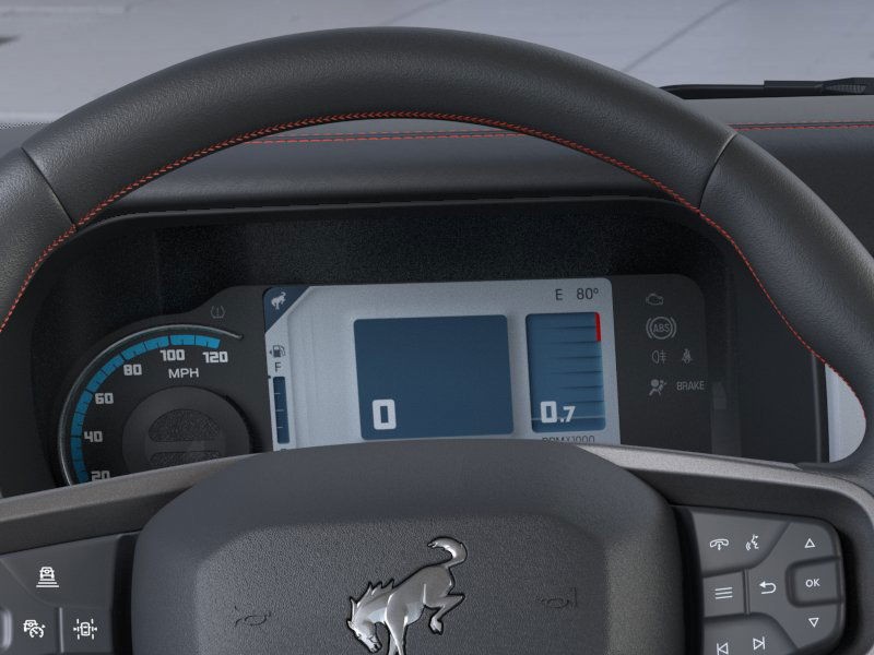 Ford Bronco Vehicle Full-screen Gallery Image 13