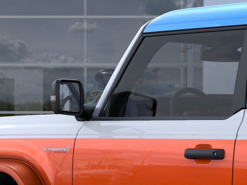 Ford Bronco Vehicle Full-screen Gallery Image 22