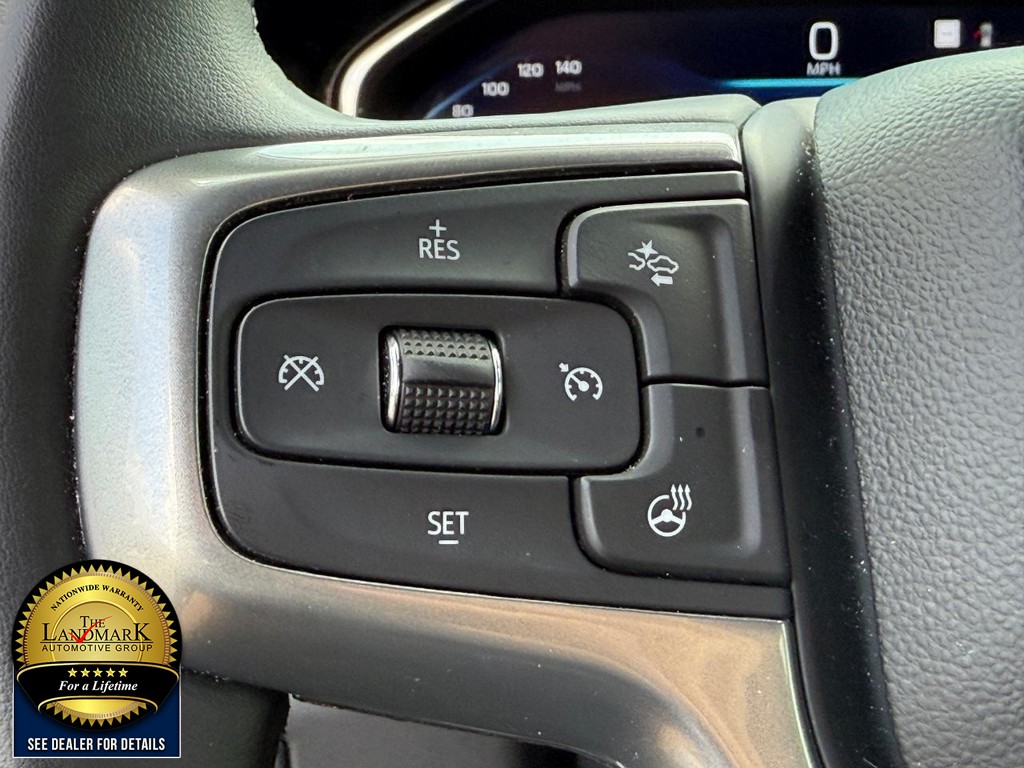 Chevrolet Silverado 1500 Vehicle Full-screen Gallery Image 10