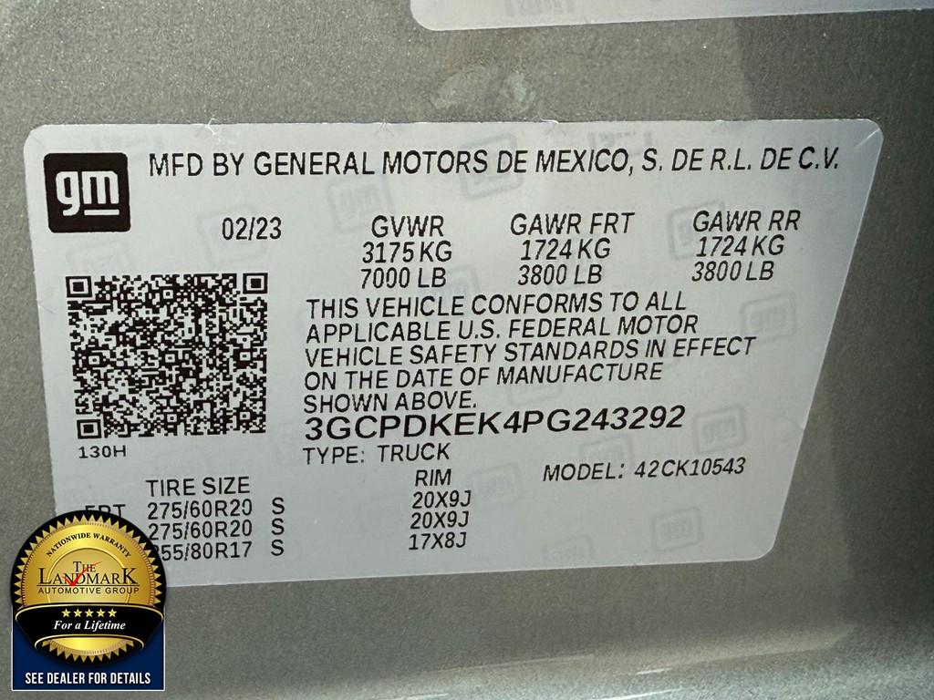 Chevrolet Silverado 1500 Vehicle Full-screen Gallery Image 21