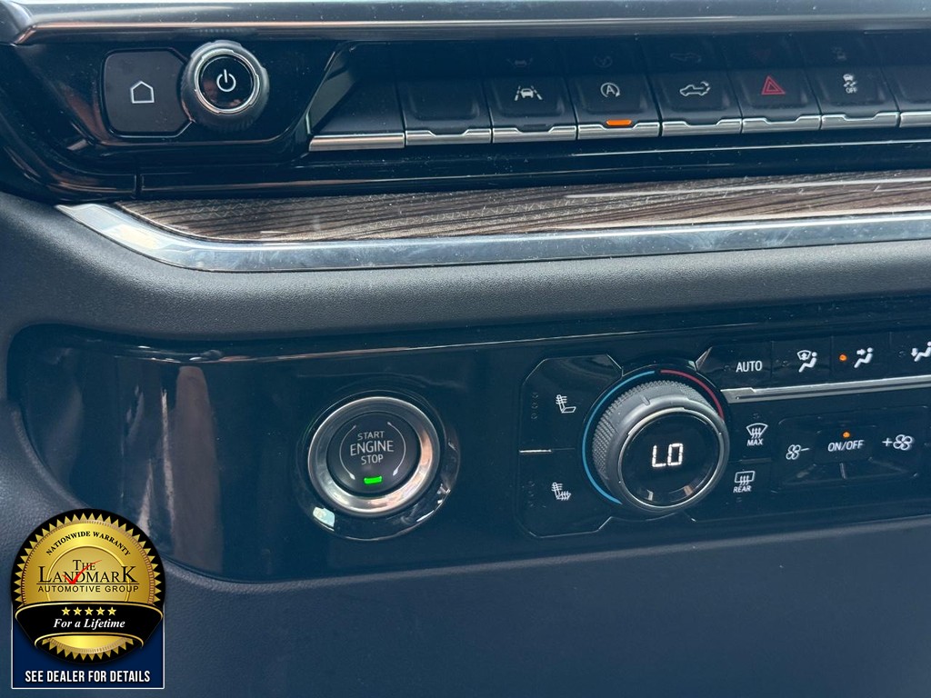 Chevrolet Silverado 1500 Vehicle Full-screen Gallery Image 22