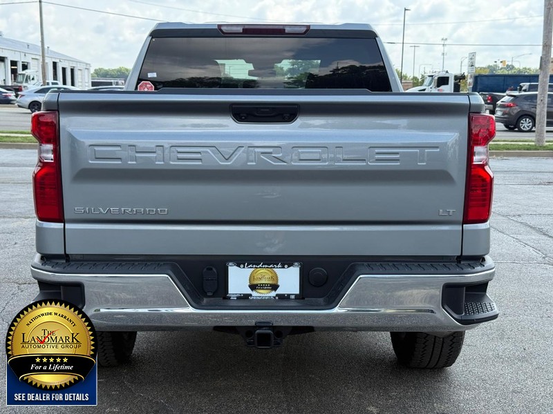 Chevrolet Silverado 1500 Vehicle Full-screen Gallery Image 04