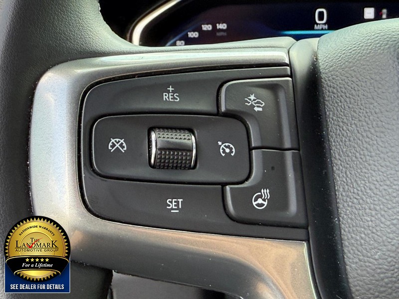 Chevrolet Silverado 1500 Vehicle Full-screen Gallery Image 13