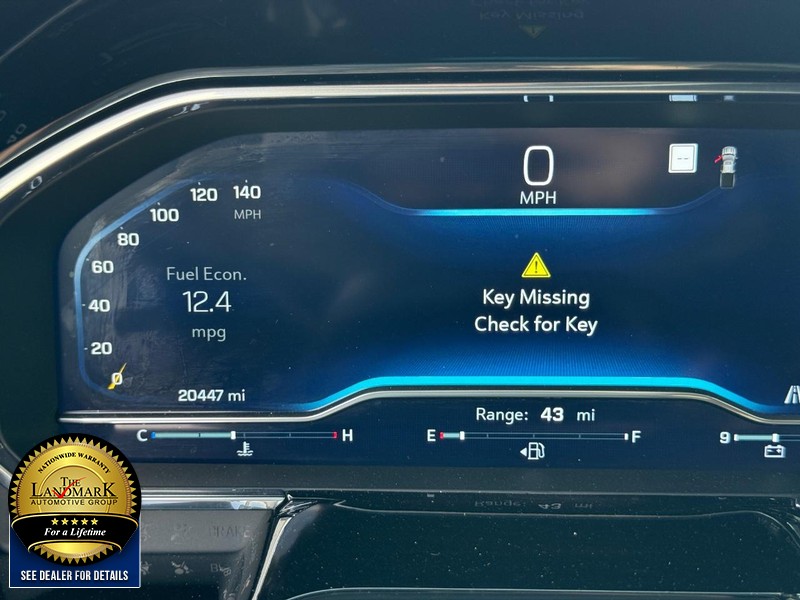 Chevrolet Silverado 1500 Vehicle Full-screen Gallery Image 20