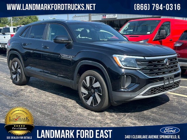 2024 Volkswagen Atlas Cross Sport 2.0T SE w/Technology at Landmark Ford Trucks in Springfield IL