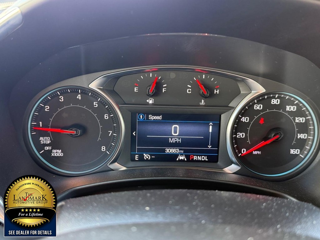 Chevrolet Equinox Vehicle Full-screen Gallery Image 11