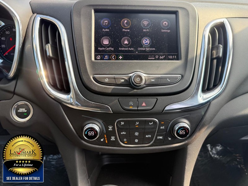 Chevrolet Equinox Vehicle Full-screen Gallery Image 18